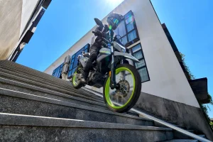 CFMOTO 250DUAL